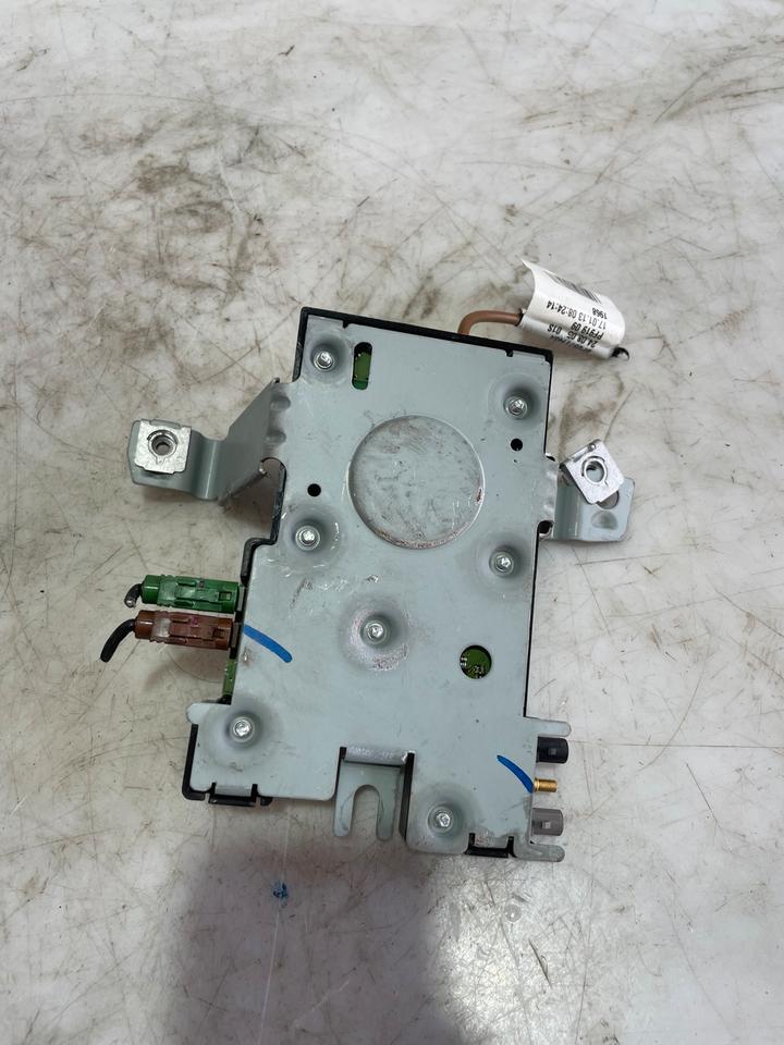 Audi A3 8P Antennenverstärker Radioantenne Verstärker 8P4035225H – Bild 5