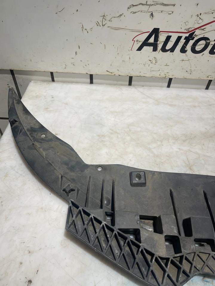 Audi A3 8P Unterboden Abdeckung Stoßstange Vorne 8P0807233 – Bild 2