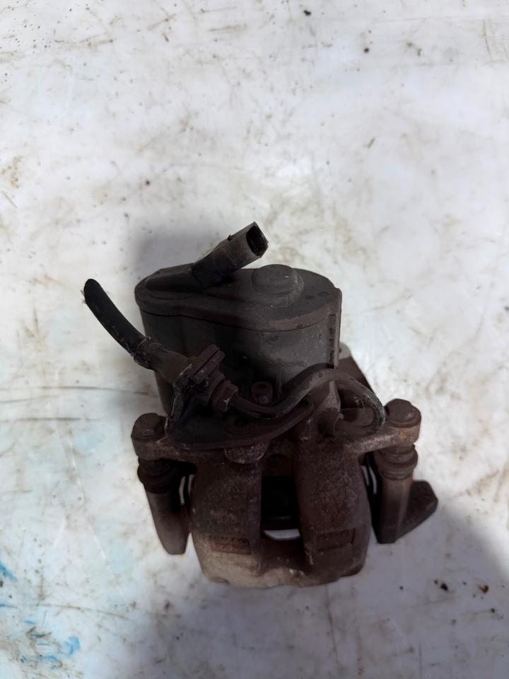 VW Passat B6 3C CC Bremssattel Bremssättel Bremsen Hinten – Bild 8