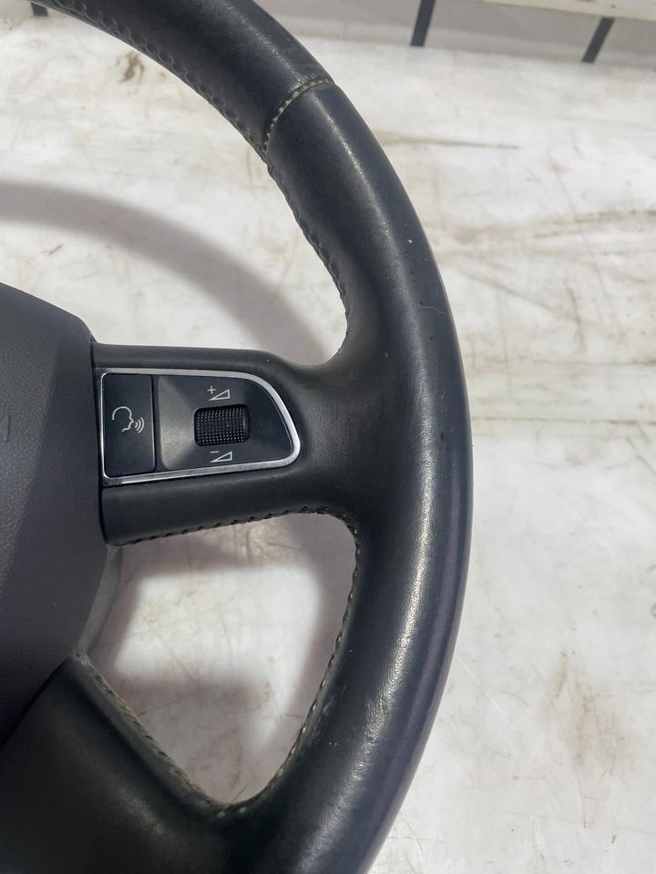 Audi A3 8P Facelift Lenkrad Lenkradairbag Vorne – Bild 3