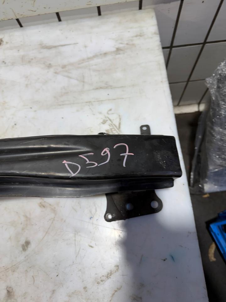 VW Jetta V Golf 5 V Querträger Stoßstange Träger Vorne 1K5807109 – Bild 3