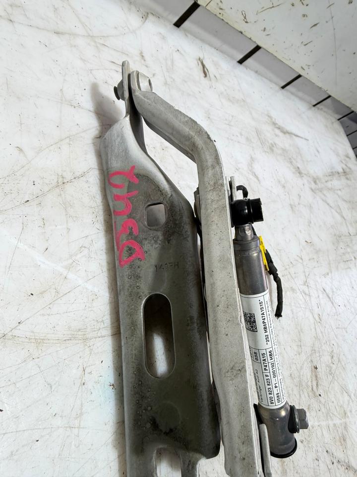 Audi A3 8V Motorhaube Scharniere Vorne 8V0823301F 8V0823302F – Bild 5