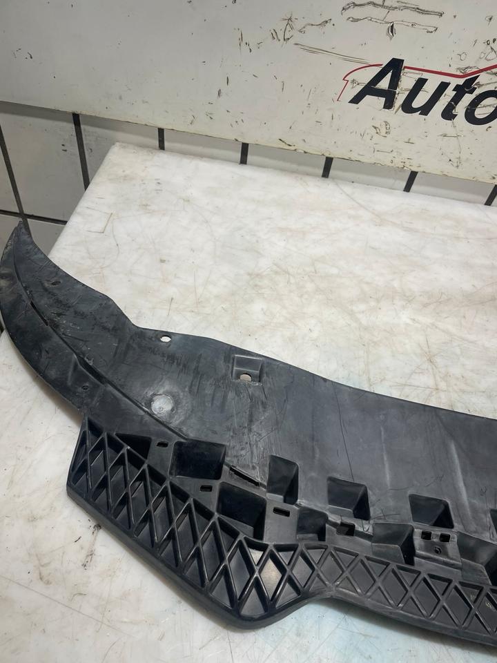 Audi A3 8P Unterboden Abdeckung Stoßstange Vorne 8P0807233 – Bild 6