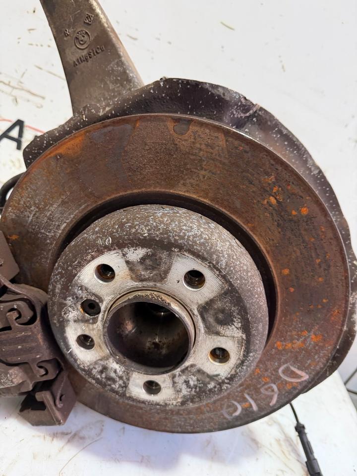 BMW 5er F10 F11 Achsschenkel Radnabe Radlager Schwenklager Vorne – Bild 9