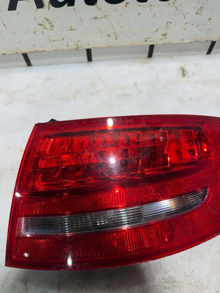 Audi A4 B8 8K Avant LED Heckleuchte Rückleuchte Leuchte Hinten – Bild 3