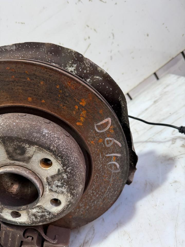 BMW 5er F10 F11 Achsschenkel Radnabe Radlager Schwenklager Vorne – Bild 11