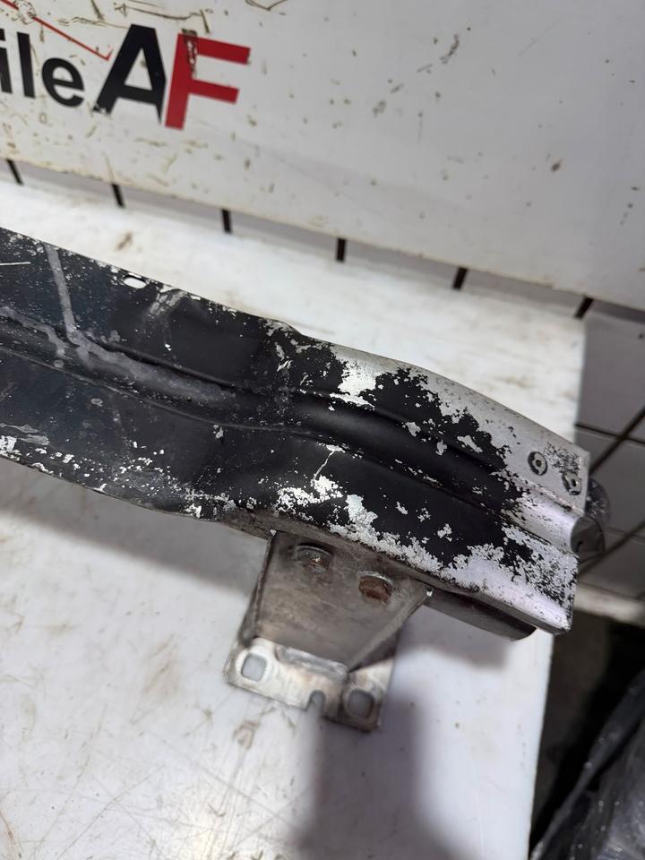 Audi A4 B8 8K Stoßstangenträger Aufprallträger Vorne 8K0807113 – Bild 4