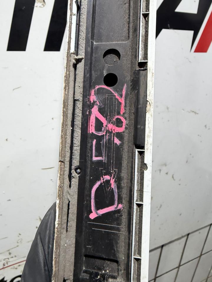 Audi A4 B8 8K Seitenschweller Schweller Rechts Links LY9C – Bild 15