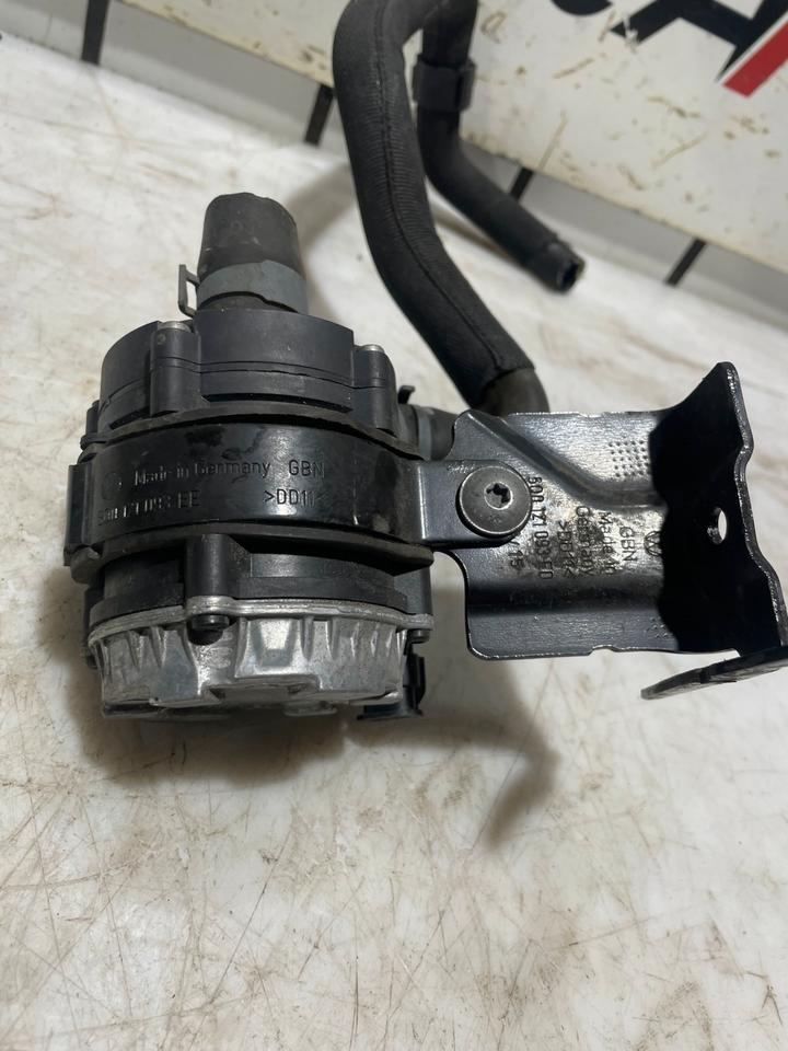 Audi A3 8V Zusatzwasserpumpe Wasserpumpe 5Q0121093EE – Bild 3