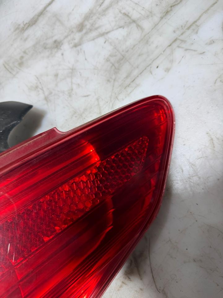 Peugeot 308 I T7 Rückleuchte Heckleuchte Leuchte Hinten Rechts – Bild 5