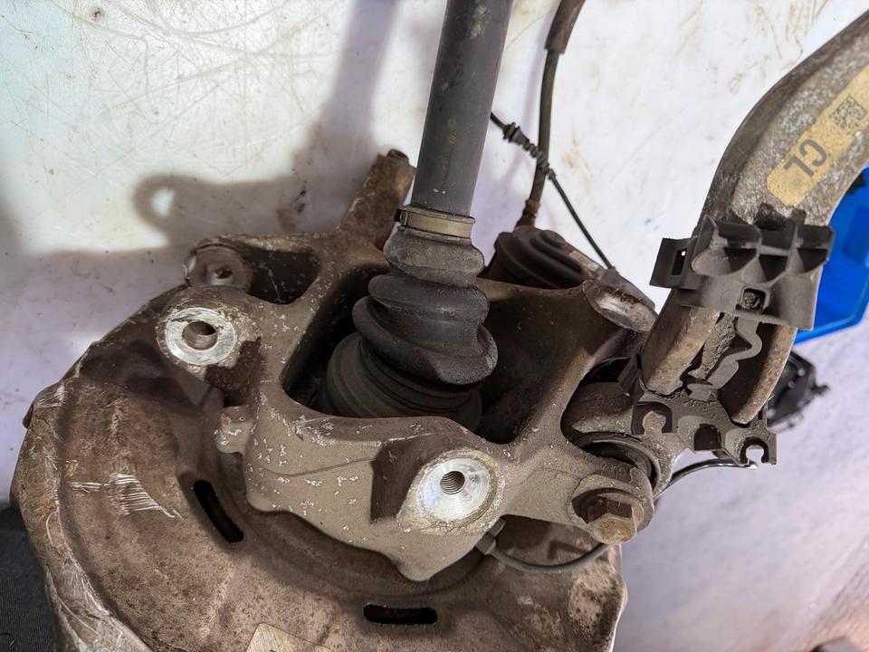 BMW 5er F10 F11 Achsschenkel Antriebswelle Radnabe Achse Hinten – Bild 15