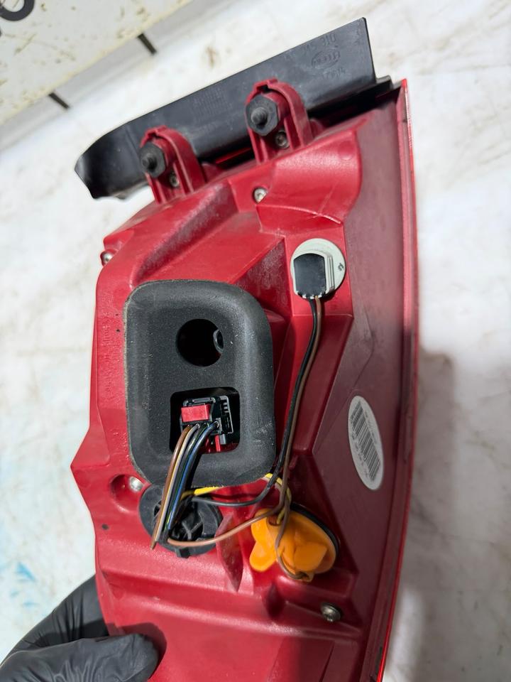 VW Passat B7 3C LED Heckleuchte Rückleuchte Leuchte Hinten – Bild 8