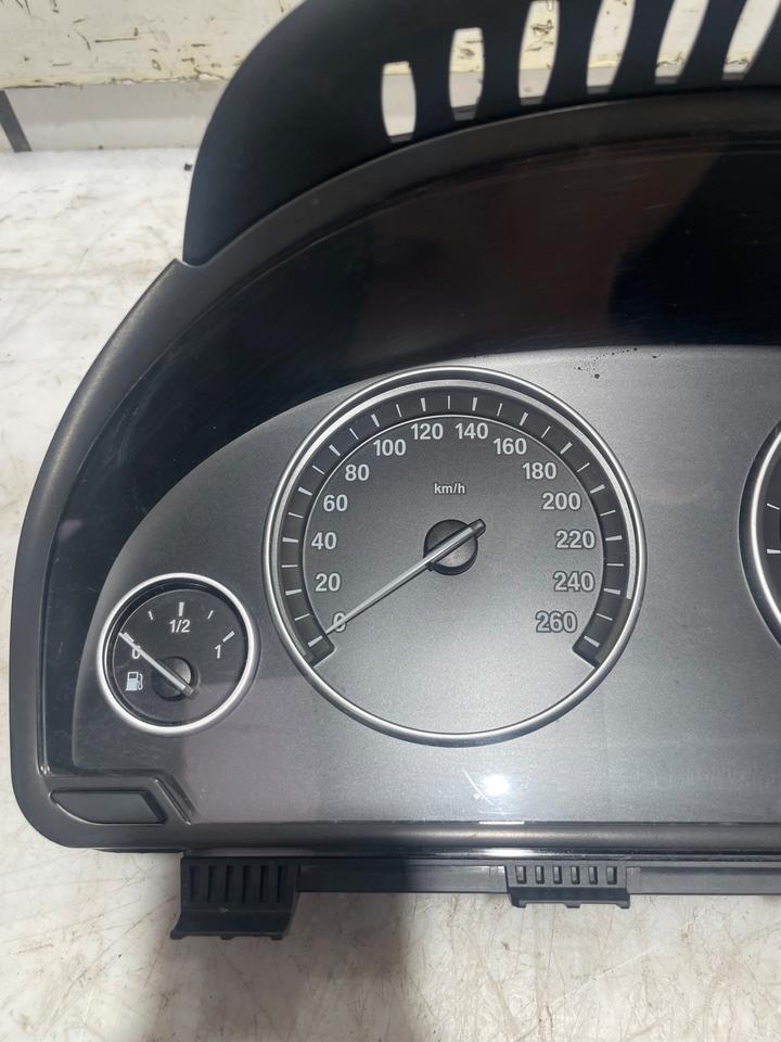 BMW 5er F10 F11 523i Tacho Tachometer Kombiinstrument 9249339 – Bild 4