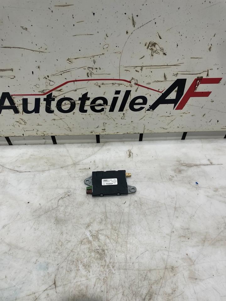 Audi TT 8J Steuergerät Antennenverstärker Antenne 8J8035225H