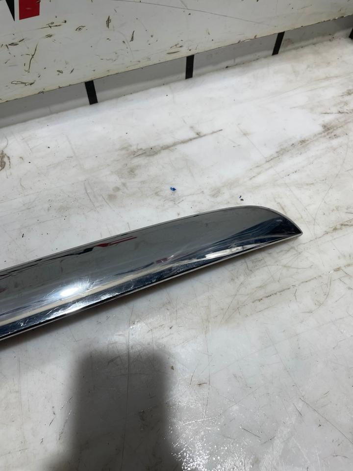 Mini Cooper S R55 R56 Heckklappe Griffleiste Hinten 7151140 – Bild 4