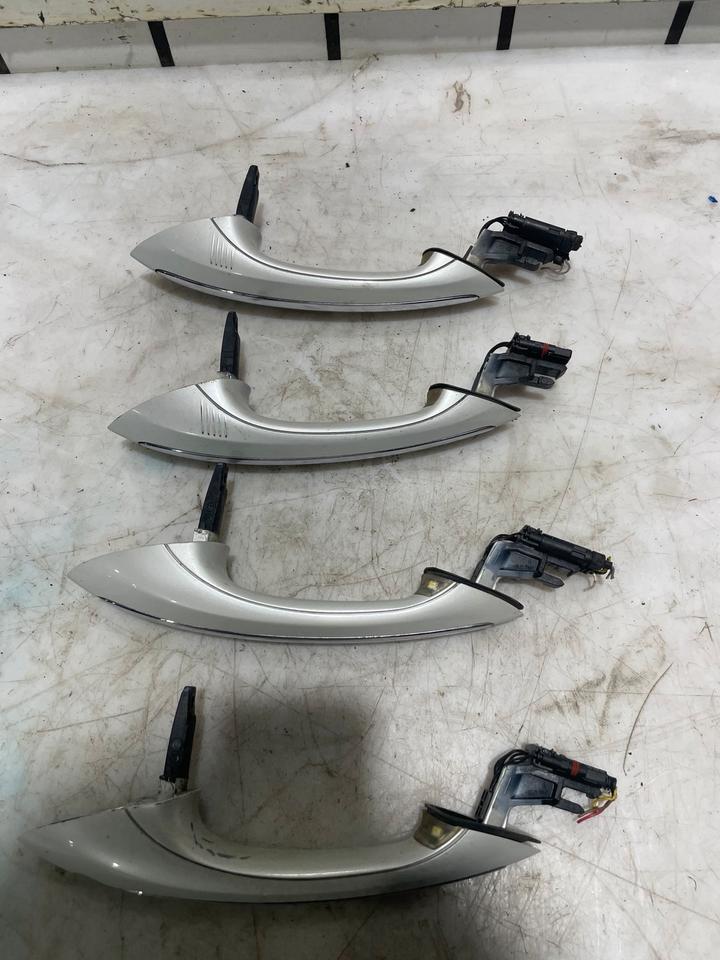 BMW 7er F01 F02 Türgriffe Griff Tür Vorne Hinten 7237339 7237234 – Bild 2