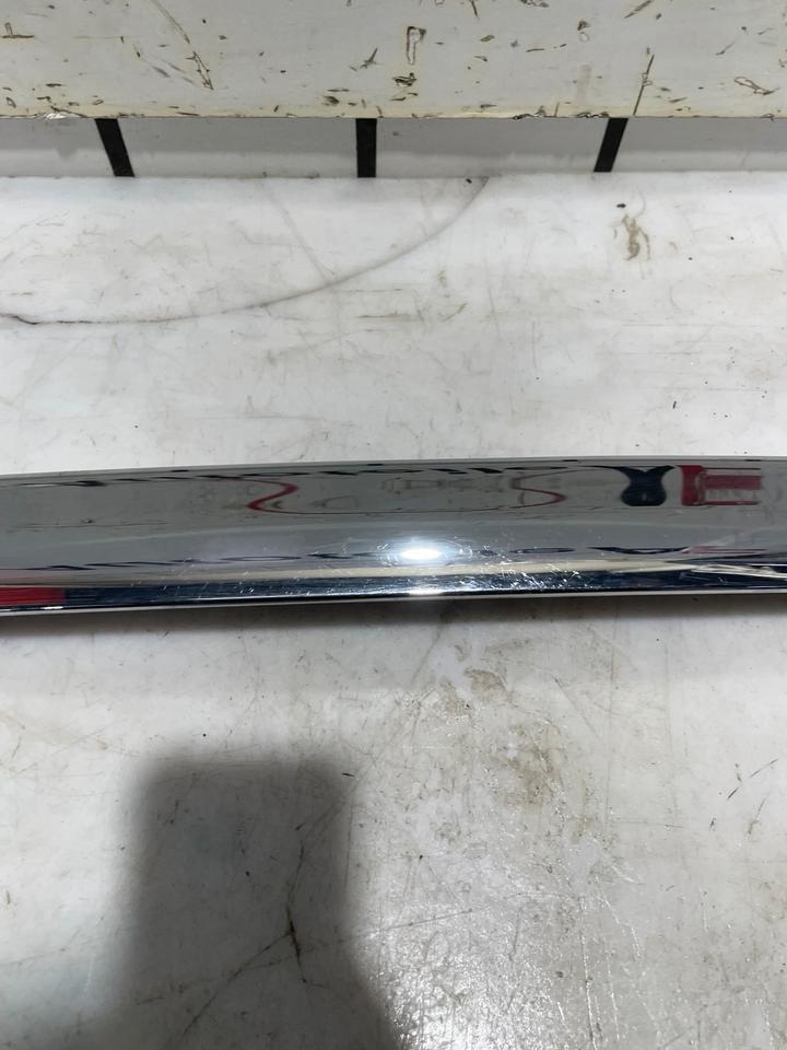 Mini Cooper S R55 R56 Heckklappe Griffleiste Hinten 7151140 – Bild 3