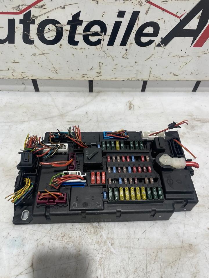 Mini Countryman S R60 Sicherungskasten Stromverteiler 9809381 – Bild 2