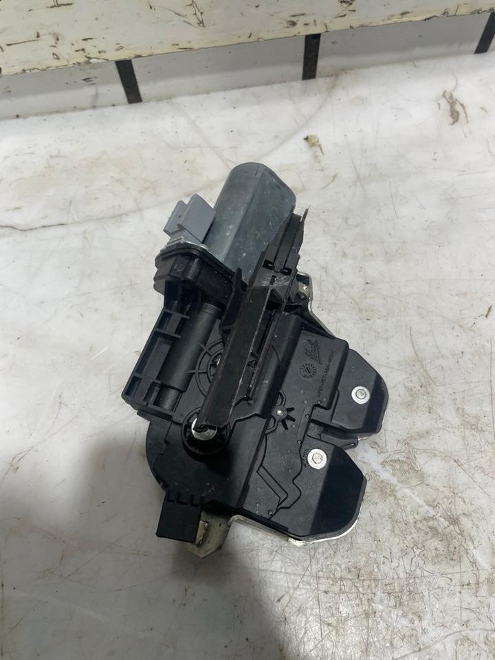 VW Sharan Seat Alhambra Heckklappenschloss Schloss 7P0827505J – Bild 4