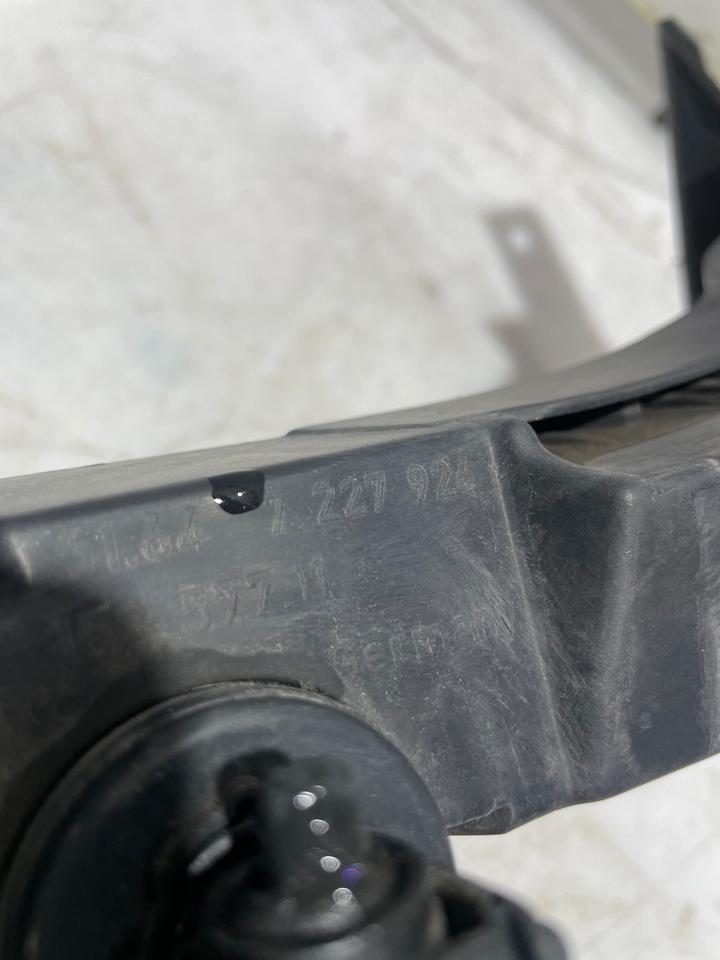 BMW 3er E92 E93 LCI Scheinwerfer Halter Träger 7227925 7227926 – Bild 15