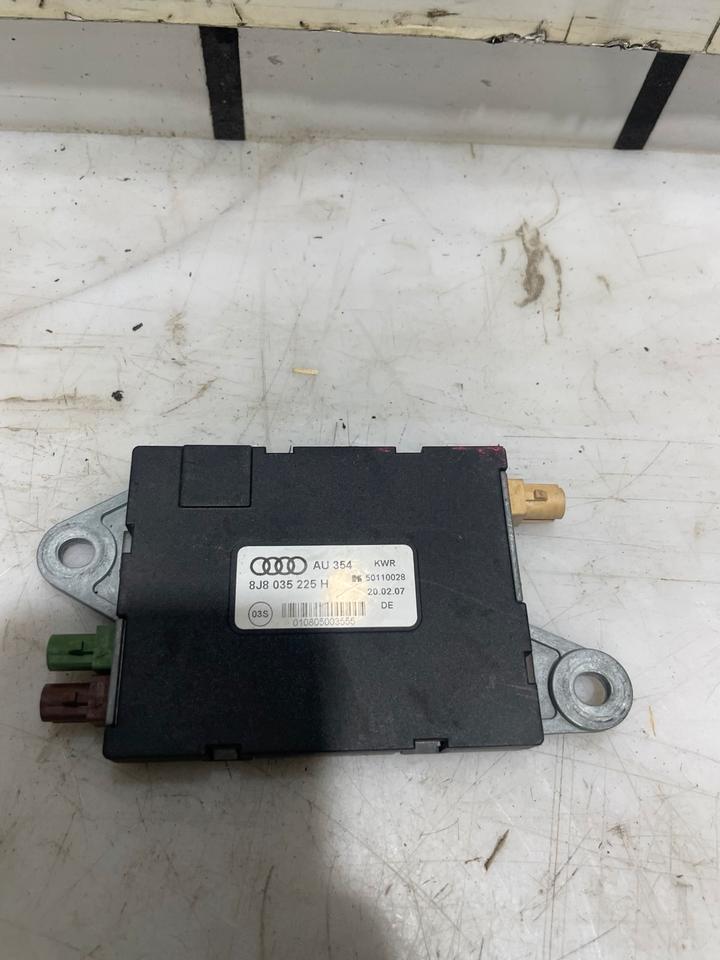Audi TT 8J Steuergerät Antennenverstärker Antenne 8J8035225H – Bild 2