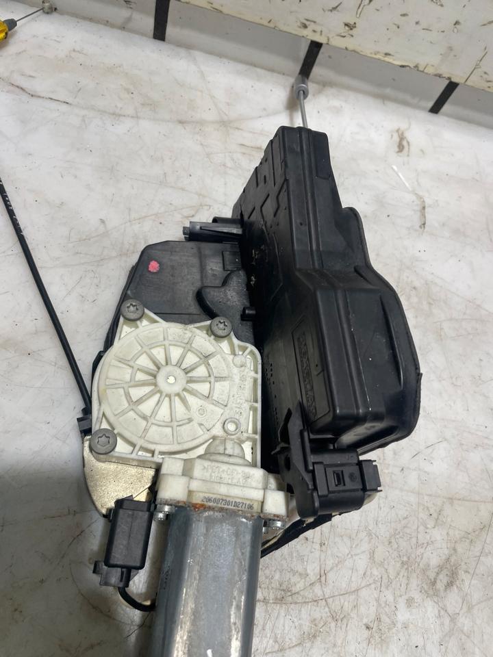 BMW 7er E65 E66 Türschloss Schloss Vorne Rechts 7169236 – Bild 8