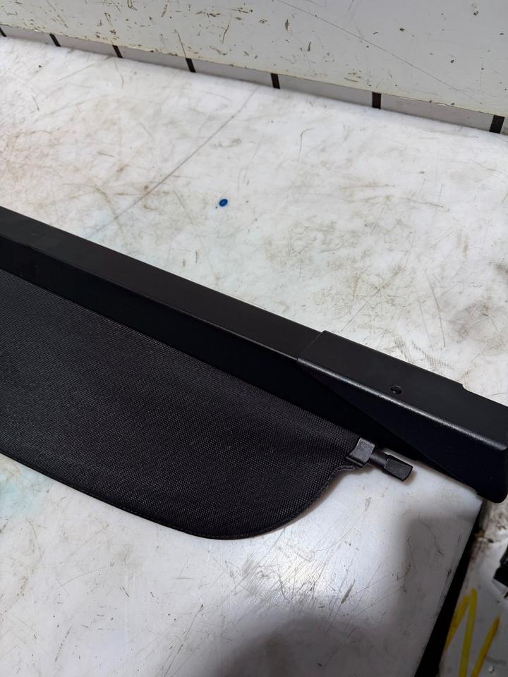 BMW 2er F46 Laderaumabdeckung Kofferraumabdeckung 7360973 – Bild 6