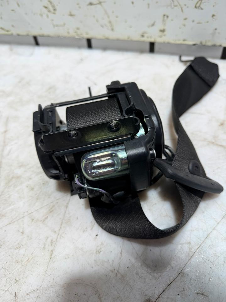BMW 5er G30 G31 Sicherheitsgurt Gurt Hinten 639708700C 639708700C – Bild 6