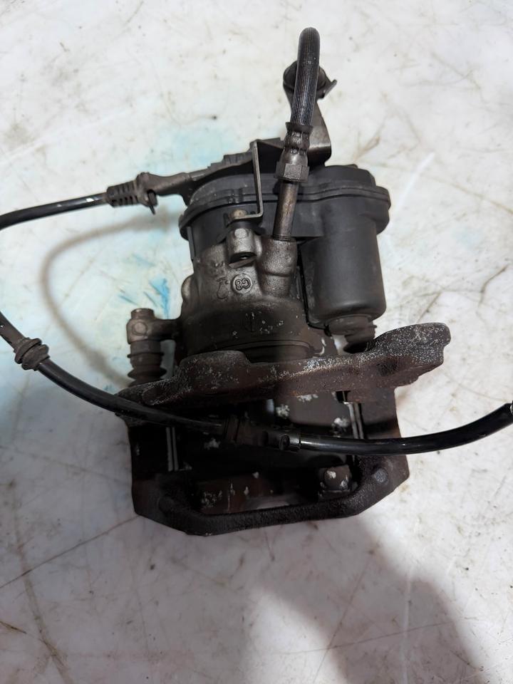 BMW 5er G30 G31 Bremssattel Bremssättel Bremsen Hinten 42/20/330 – Bild 5