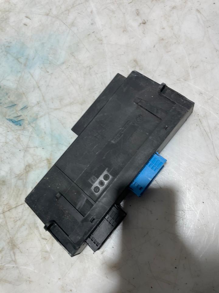 BMW 3er E90 E91 Komfortsteuergerät Bordnetzsteuergerät 9134480 – Bild 6