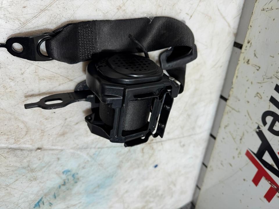BMW 5er G30 G31 Sicherheitsgurt Gurt Hinten 639708700C 639708700C – Bild 5