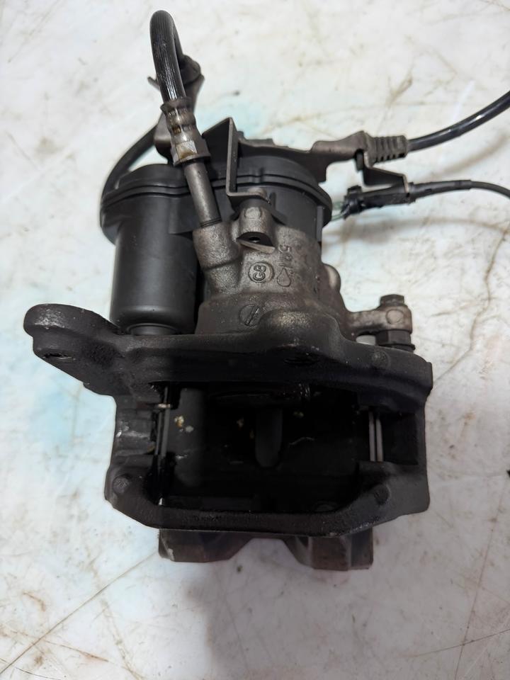 BMW 5er G30 G31 Bremssattel Bremssättel Bremsen Hinten 42/20/330 – Bild 10