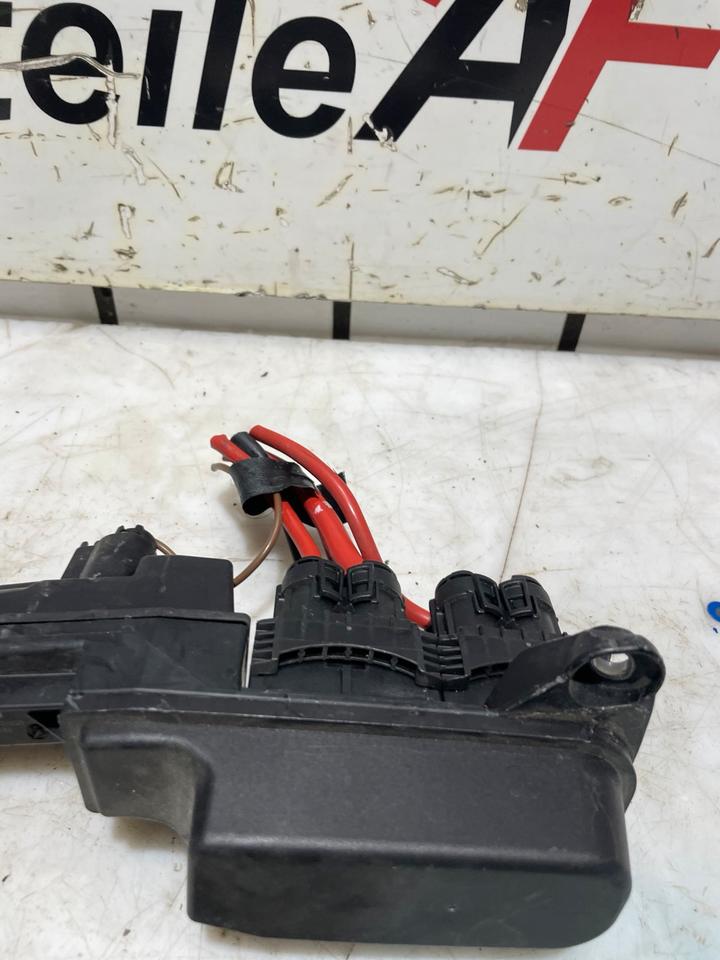 BMW 5er G30 G31 Stromverteiler Sicherungskasten 9339825 – Bild 2