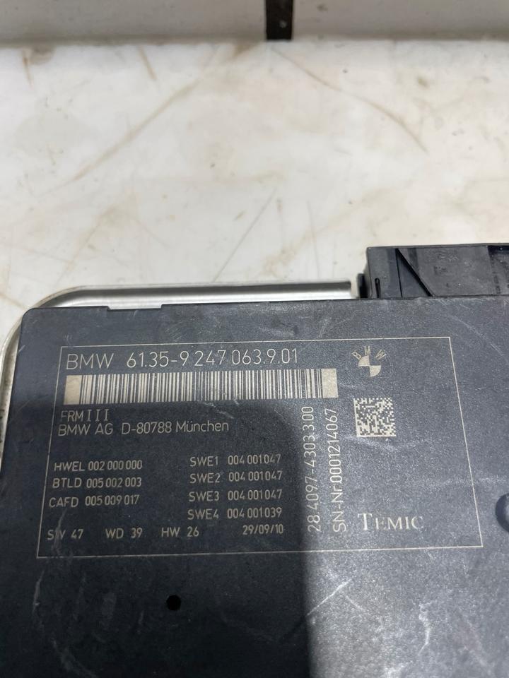 BMW 7er F01 F02 Steuergerät Fußraum Modul 9247063 – Bild 3