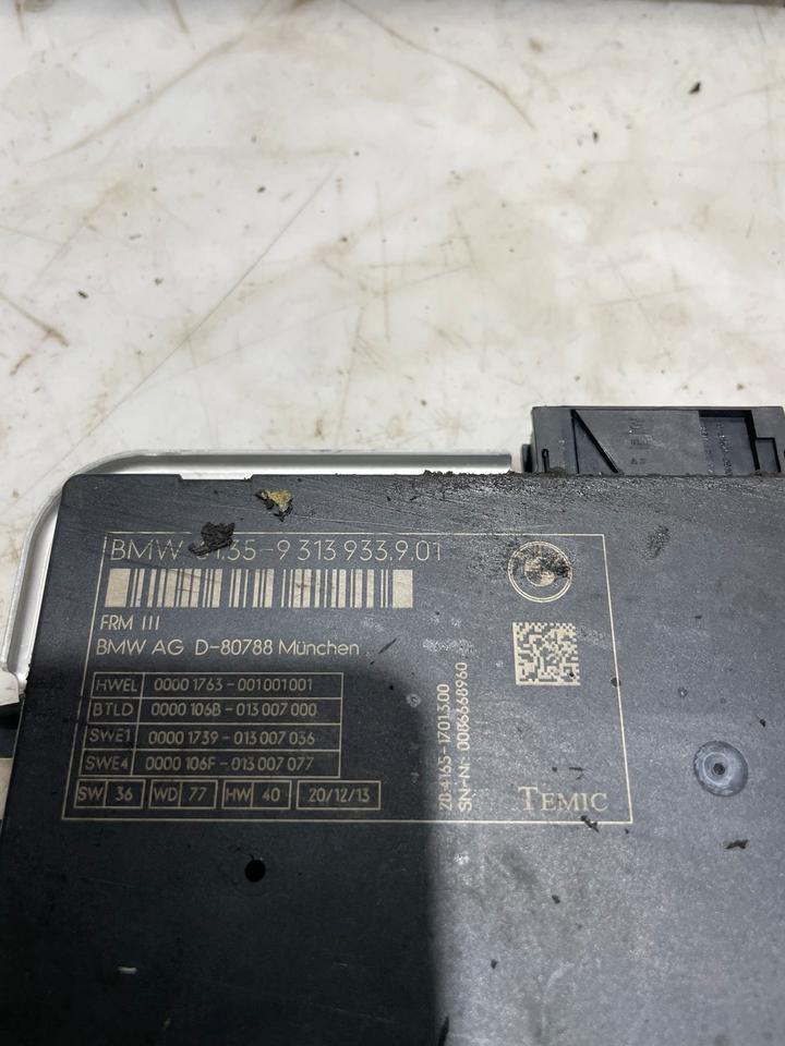 BMW 6er F06 F12 F13 Steuergerät Fußraum Modul 9313933 – Bild 3
