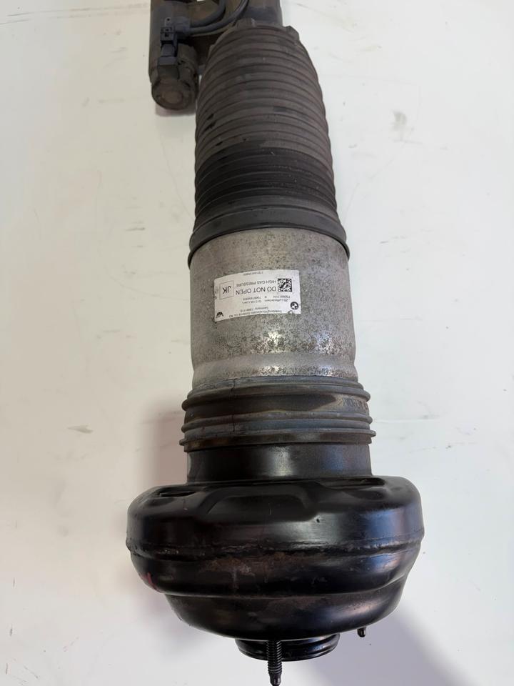 BMW 7er G11 G12 Gasdruckfeder Luftfeder Stoßdämpfer Hinten – Bild 11