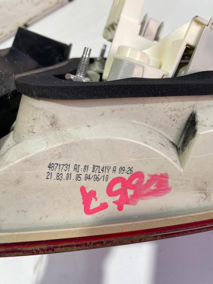 BMW 3er E90 LCI Facelift Heckleuchte Rückleuchte Hinten Links – Bild 19