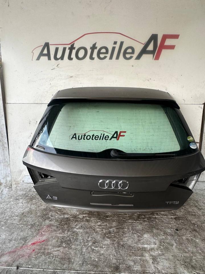 Audi A3 8V Heckklappe Kofferraumdeckel Deckel Hinten LY1P