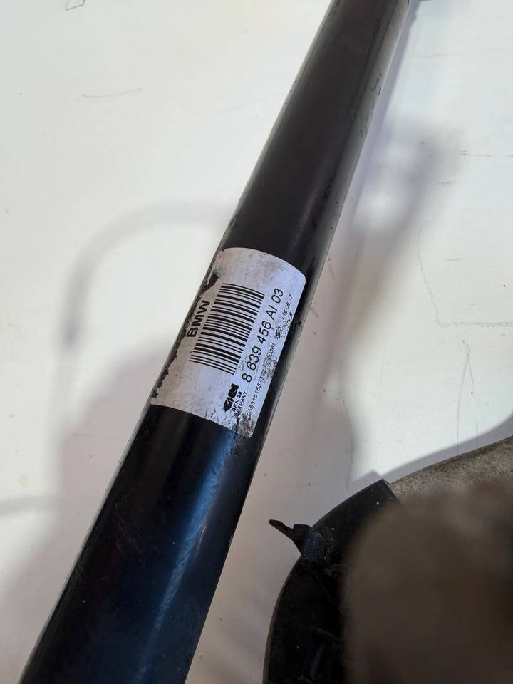 BMW 7er G11 Achsschenkel Radnabe Antriebswelle Bremssattel Hinten – Bild 12