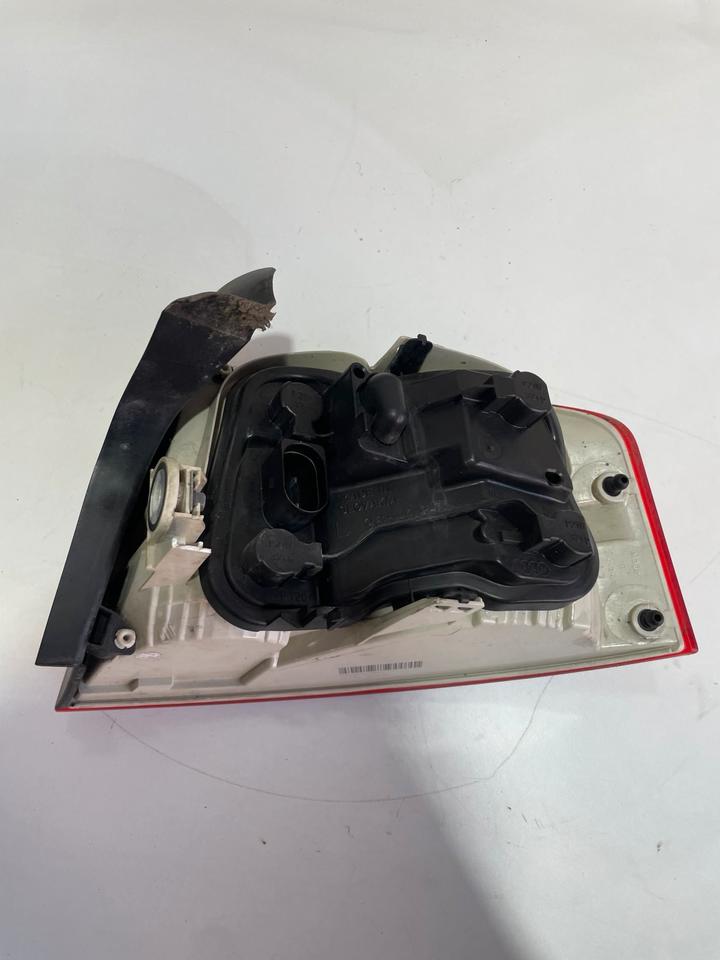 Audi A4 B7 8E Limousine Heckleuchte Rückleuchte Leuchte Hinten – Bild 18