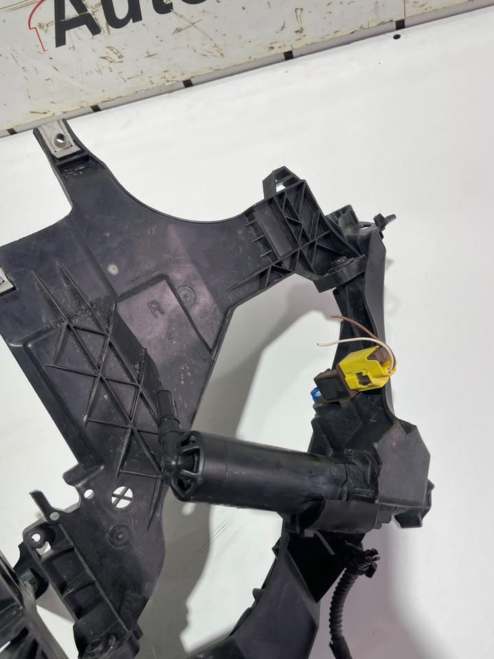 Audi A4 B8 8K Facelift Scheinwerfer Aufnahme Halter 8K0805608B – Bild 6