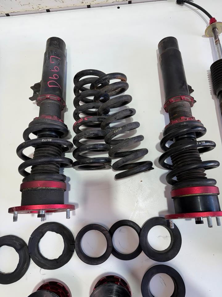 BMW 3er E90 E91 E92 E93 LCI Fahrwerk Stoßdämpfer Vorne Hinten – Bild 3