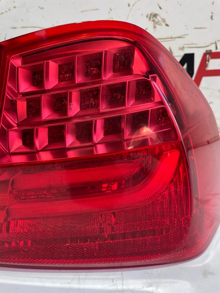 BMW 3er E90 LCI Facelift Heckleuchte Rückleuchte Hinten Links – Bild 6