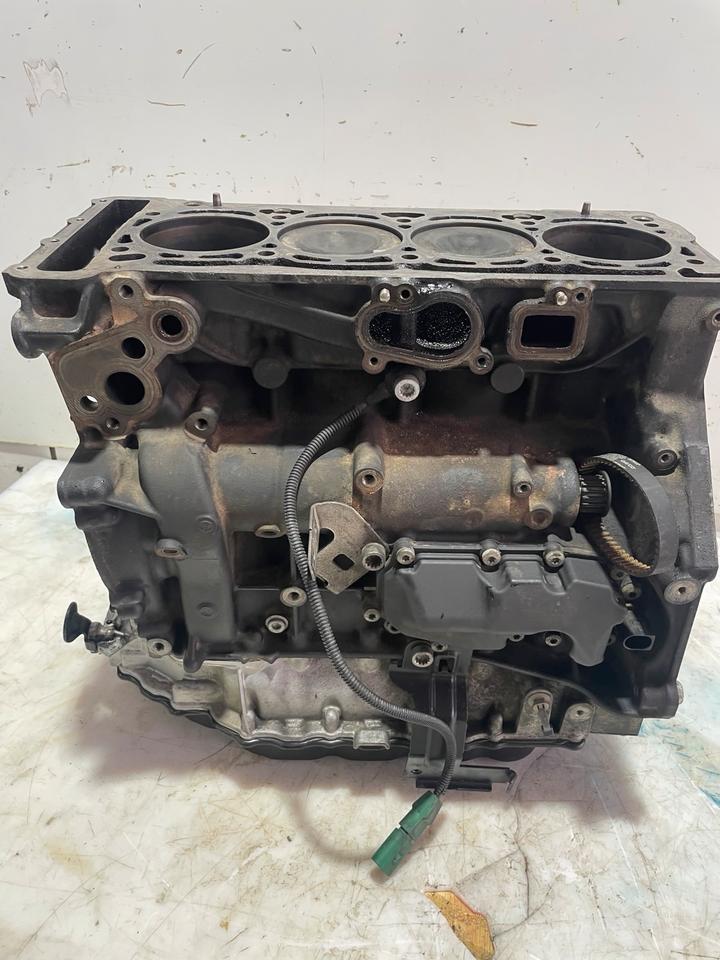 VW Tiguan 5N Scirocco III 2.0 TSI CAW Motor Motorblock 06H103021L – Bild 4