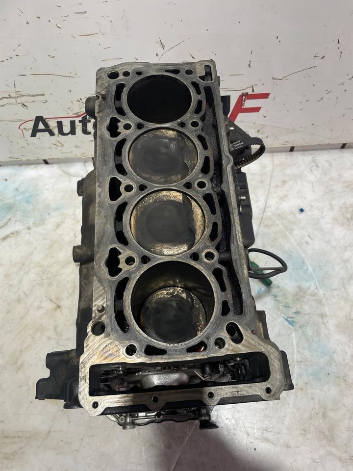 VW Tiguan 5N Scirocco III 2.0 TSI CAW Motor Motorblock 06H103021L – Bild 3