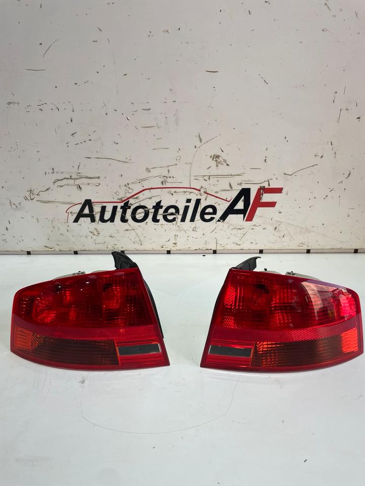 Audi A4 B7 8E Limousine Heckleuchte Rückleuchte Leuchte Hinten