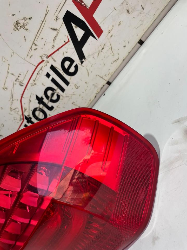 BMW 3er E90 LCI Facelift Heckleuchte Rückleuchte Hinten Links – Bild 7