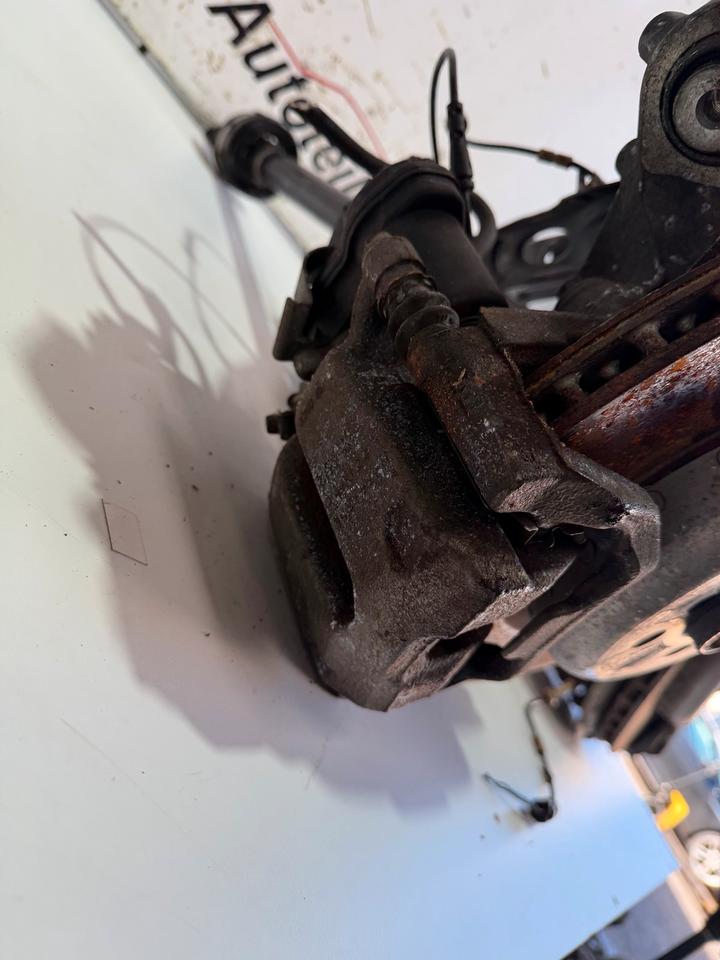 BMW 7er G11 Achsschenkel Radnabe Antriebswelle Bremssattel Hinten – Bild 9