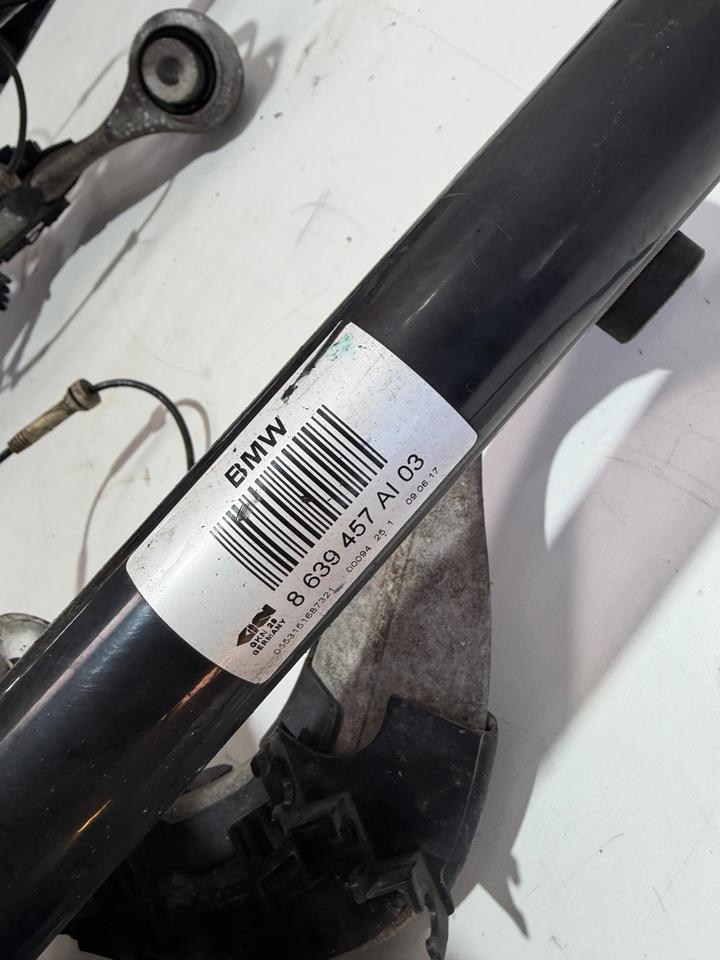 BMW 7er G11 Achsschenkel Radnabe Antriebswelle Bremssattel Hinten – Bild 6