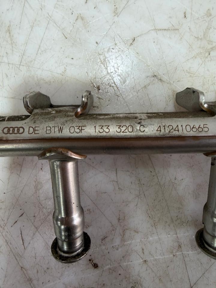 VW Polo 6R Golf 6 1.2 TSI Einspritzleiste Einspritzdüse 03F133320 – Bild 4